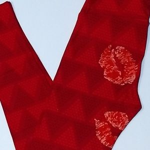 LuLaRoe Valentine's Leggings